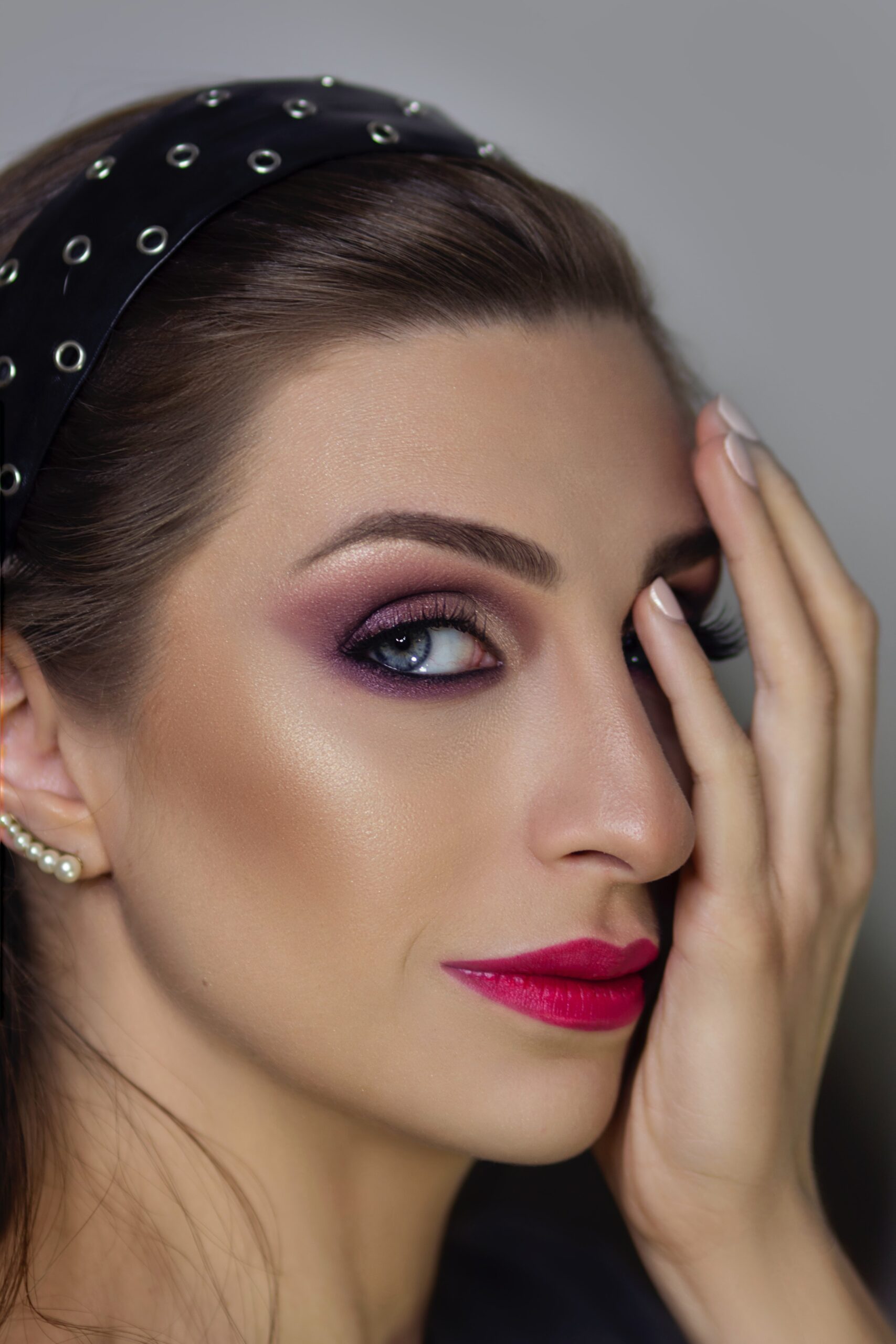 مجلة الجميلات والشرق