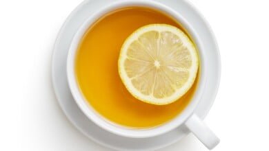 مجلة الجميلات والشرق