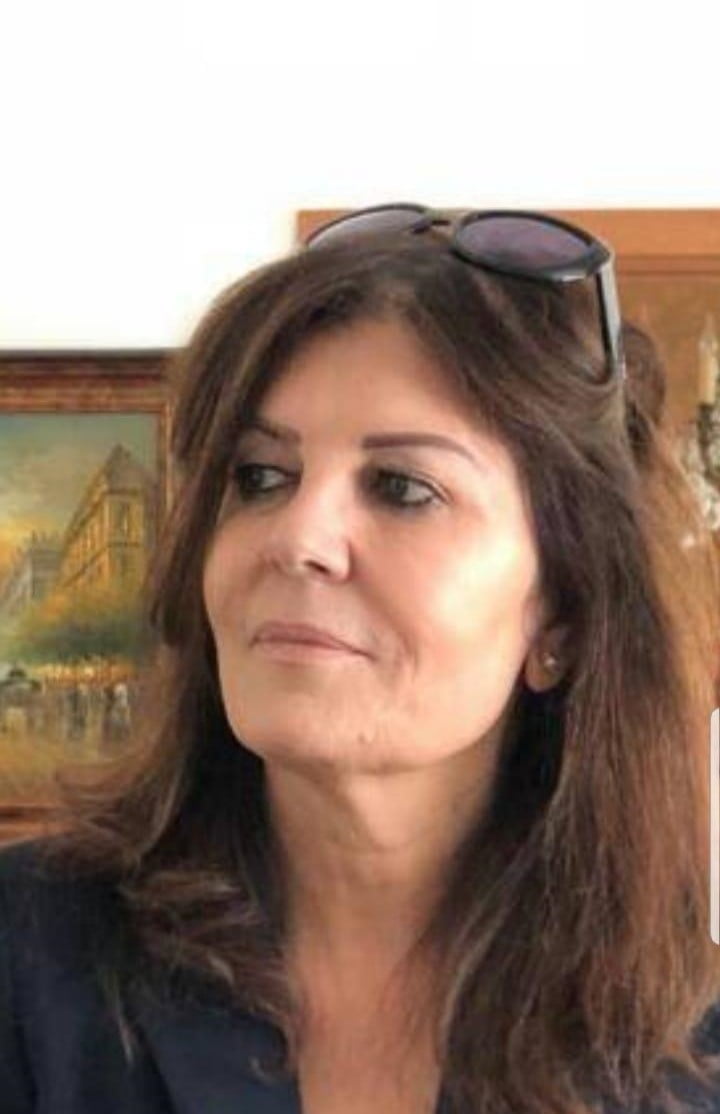 مجلة الجميلات والشرق