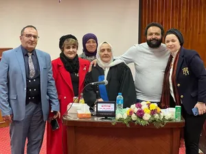 مجلة الجميلات والشرق